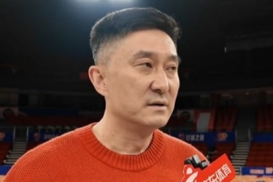 半岛体育APP-杜锋谈G2：还是立足自身 把G1不好的地方明确 知道自身优势和不足