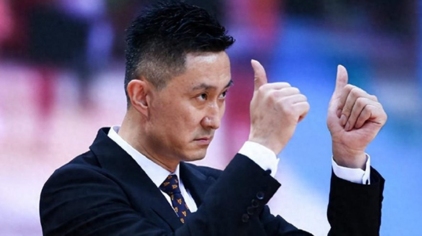 半岛体育官网-广东3消息！杜锋被喊下课，徐杰创尴尬纪录，陈老板提前退场